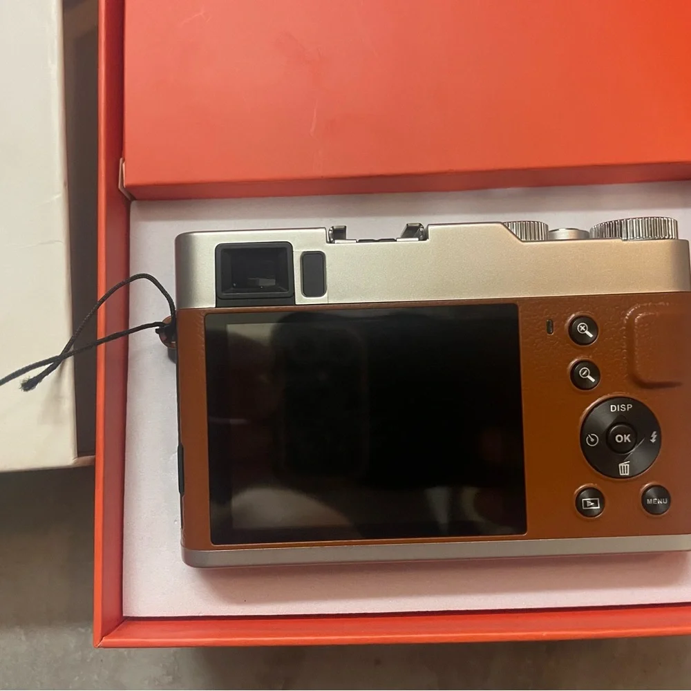 4K Ultra HD Digital Camera - Black and Silver